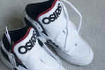 osiris_bronx_white_high_04.jpg (123049 bytes)